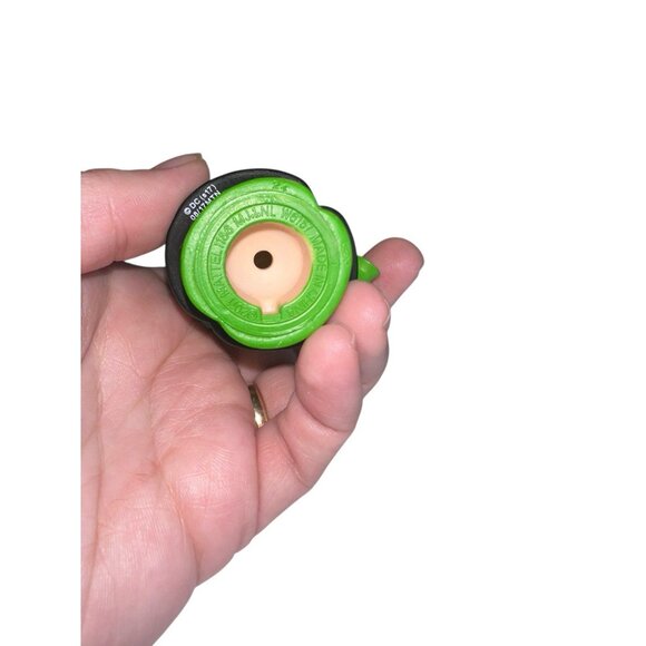 Fisher Price Little People GREEN LANTERN Mini Collectible Figure DC Comics Loose - Picture 4 of 4